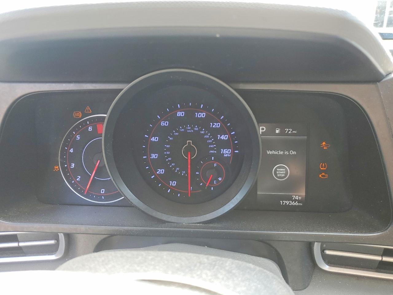 2022 HYUNDAI ELANTRA SEL photo 17