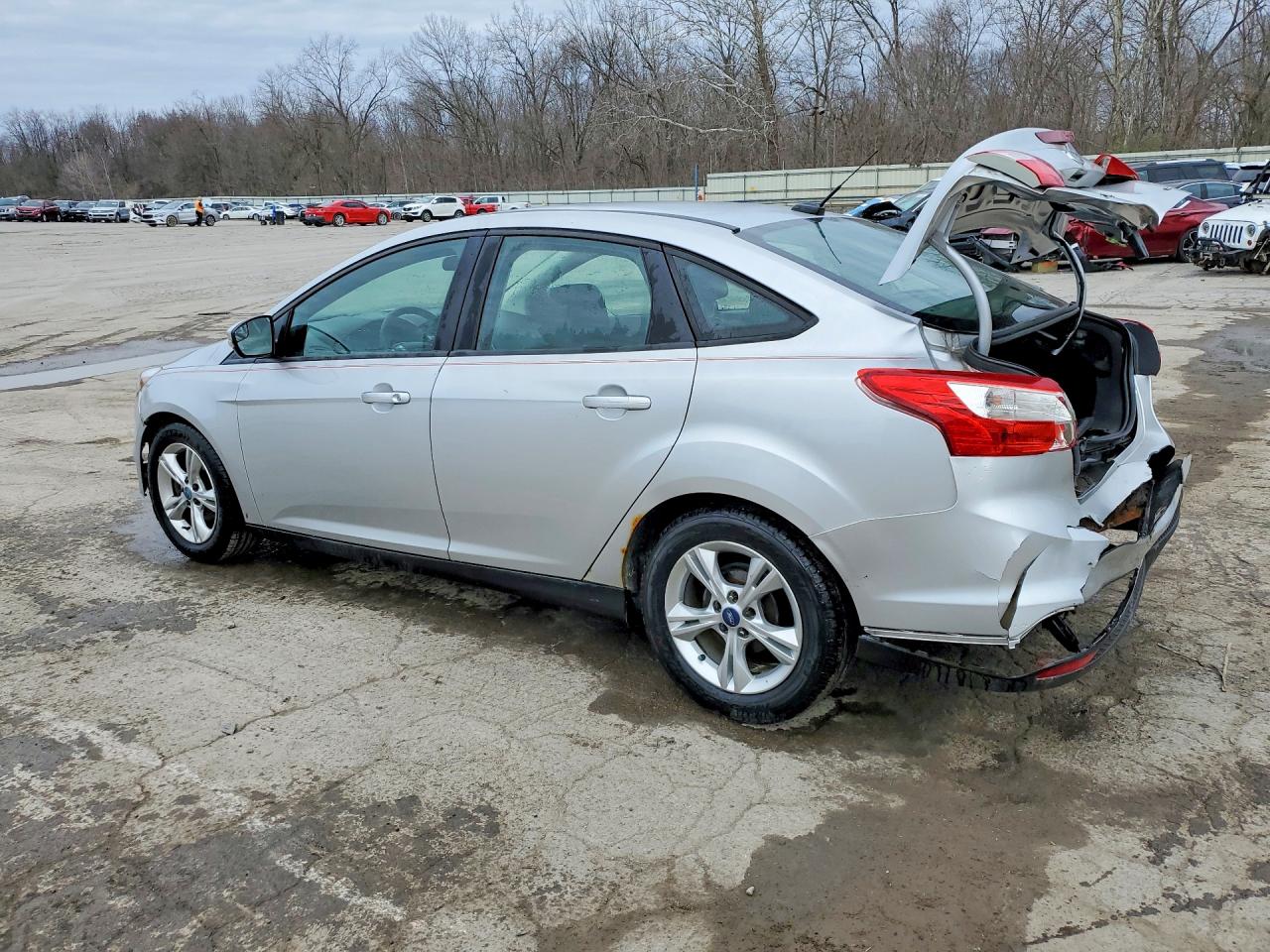 2013 FORD FOCUS SE photo 4