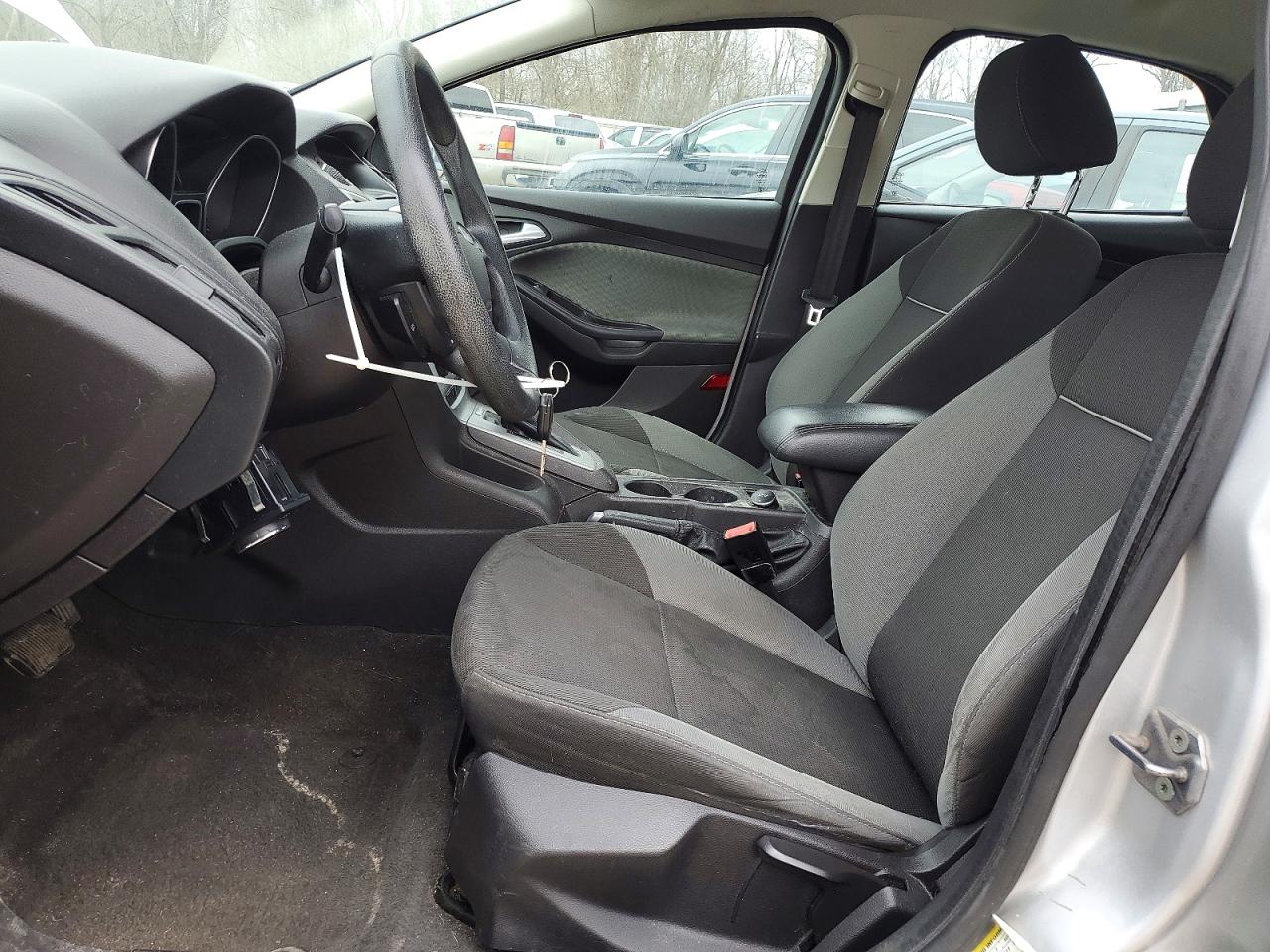 2013 FORD FOCUS SE photo 19