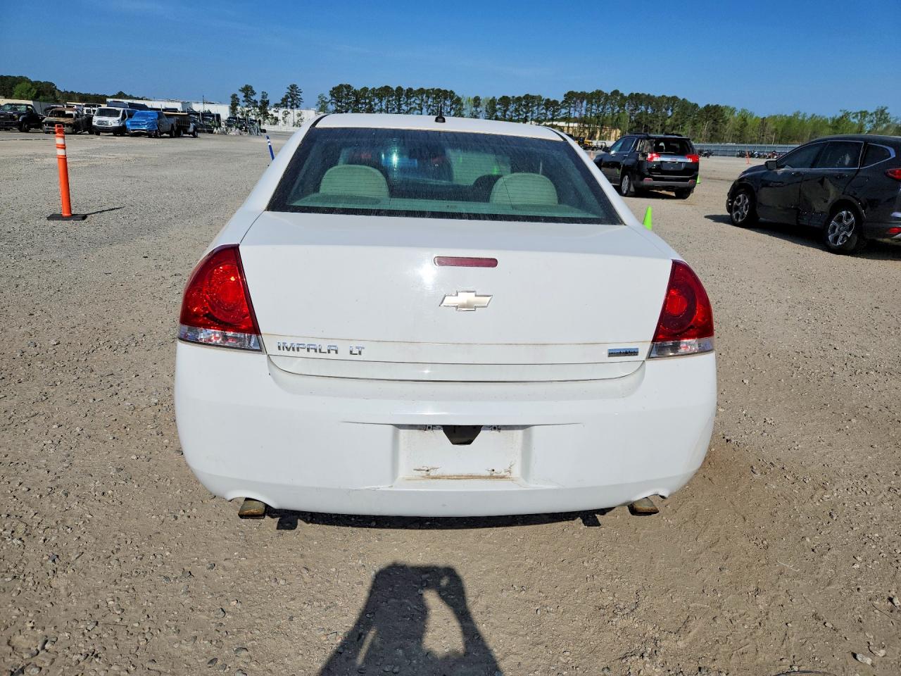 2013 CHEVROLET IMPALA LT photo 11