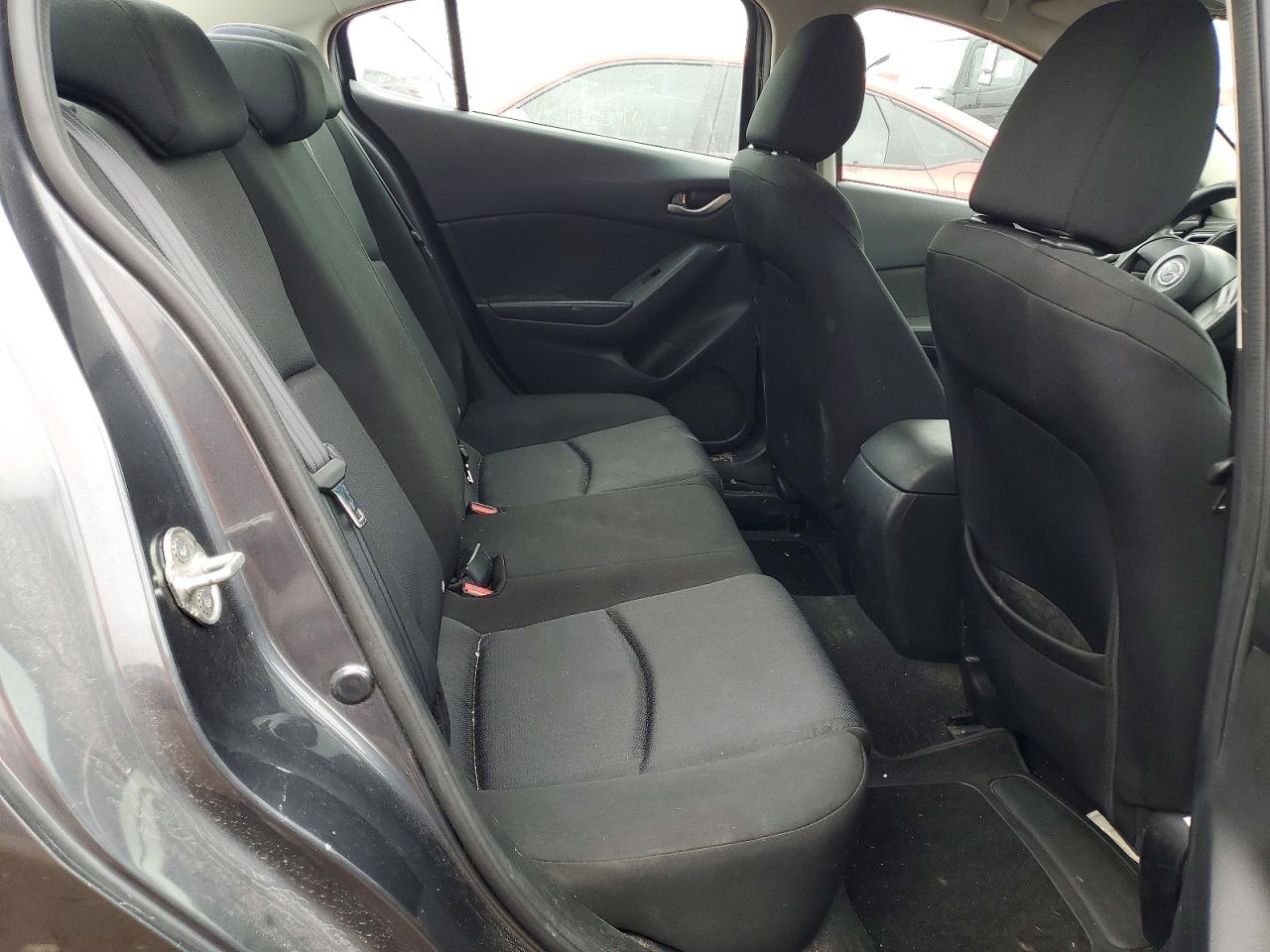 2014 MAZDA 3 SV photo 28