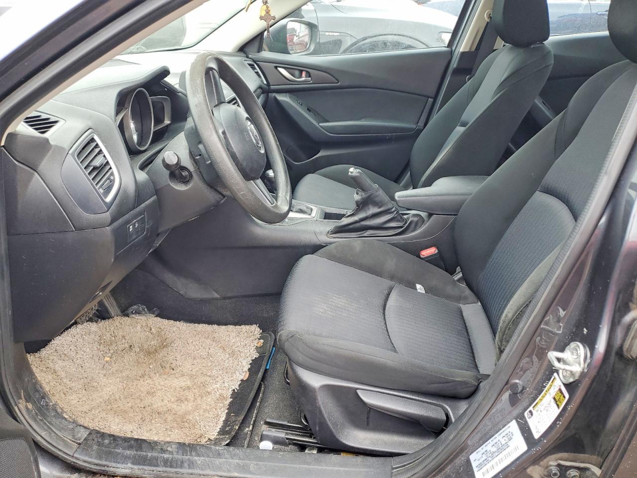 2014 MAZDA 3 SV photo 19