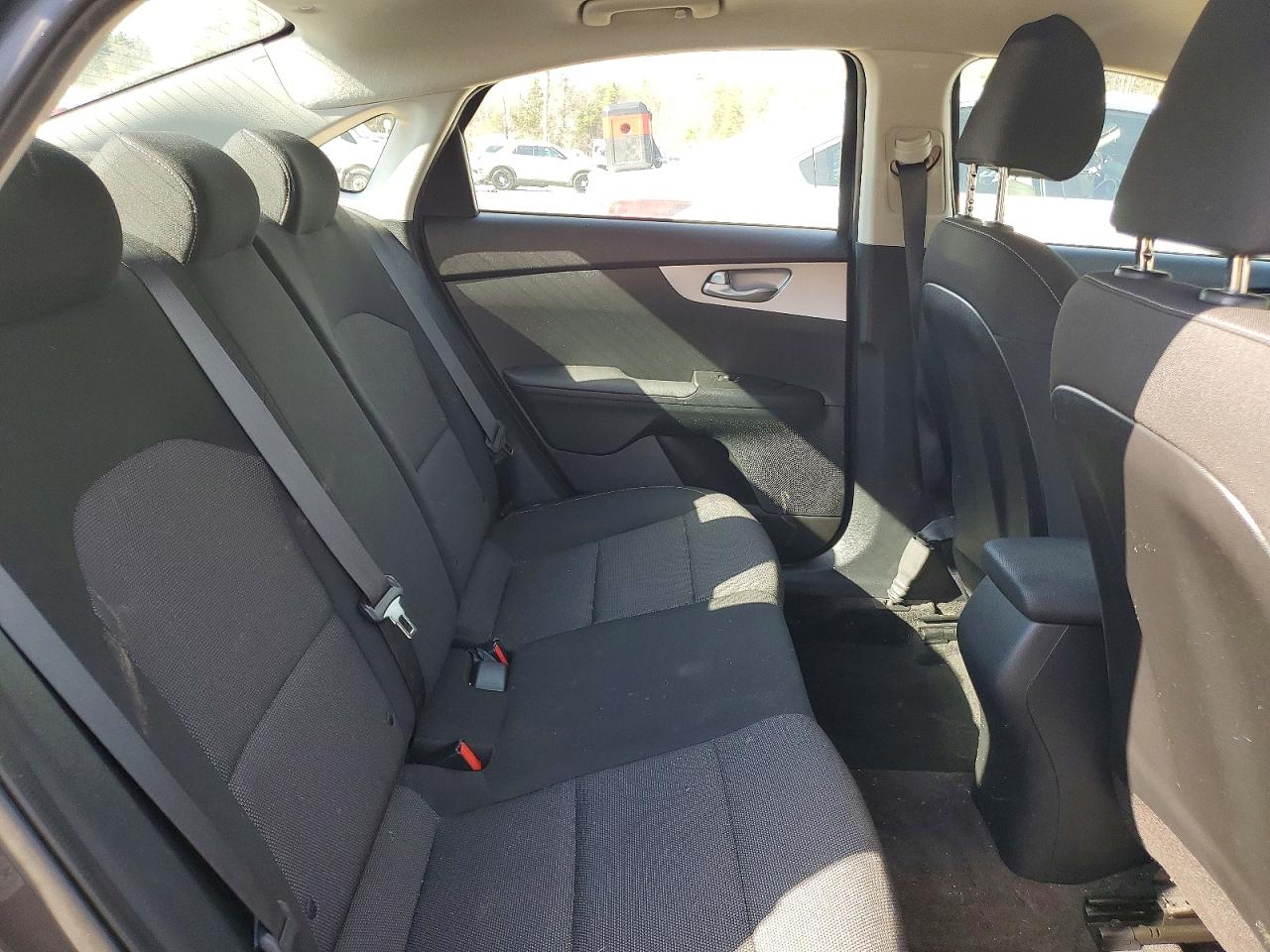 2023 KIA FORTE LXS photo 10