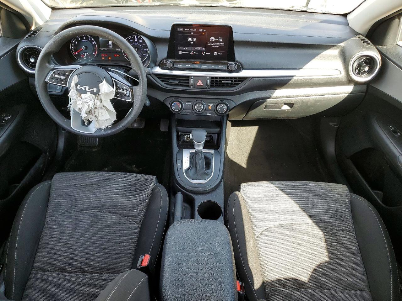 2023 KIA FORTE LXS photo 8