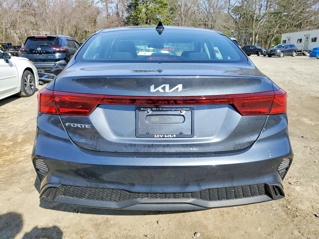 2023 KIA FORTE LXS photo 6