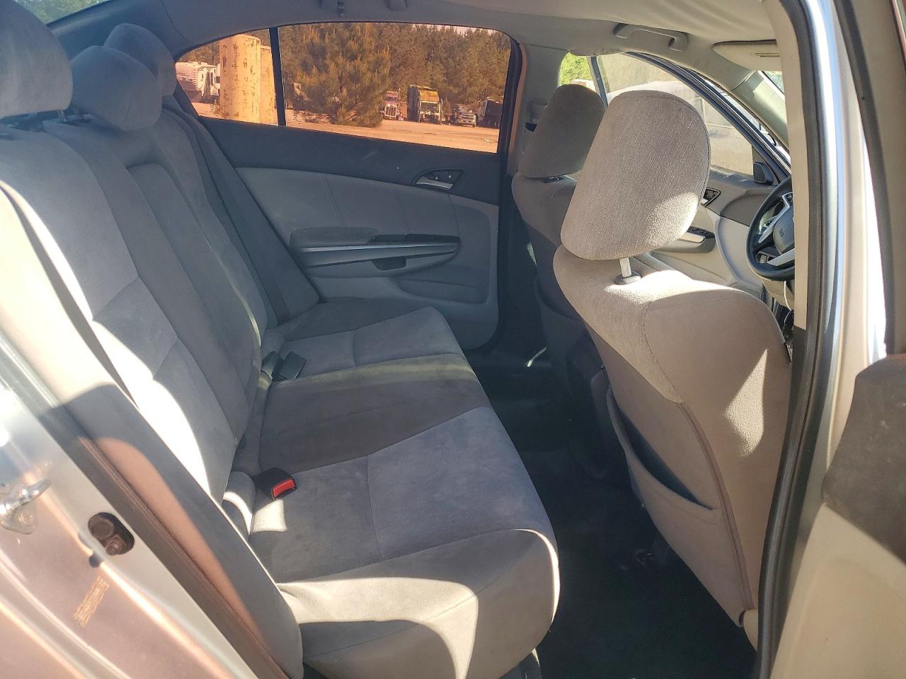 2009 HONDA ACCORD LXP photo 19