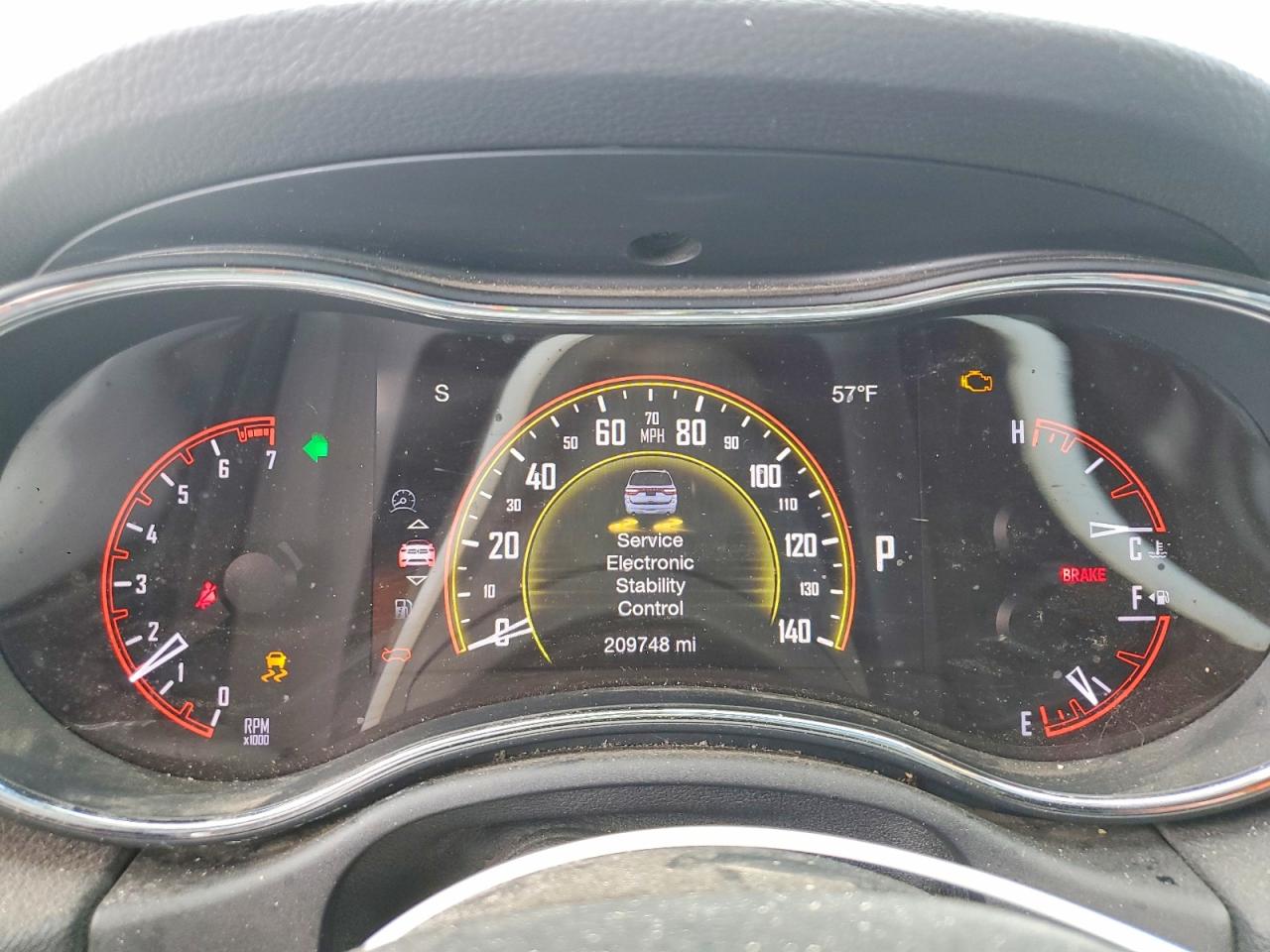 2016 DODGE DURANGO SXT photo 9