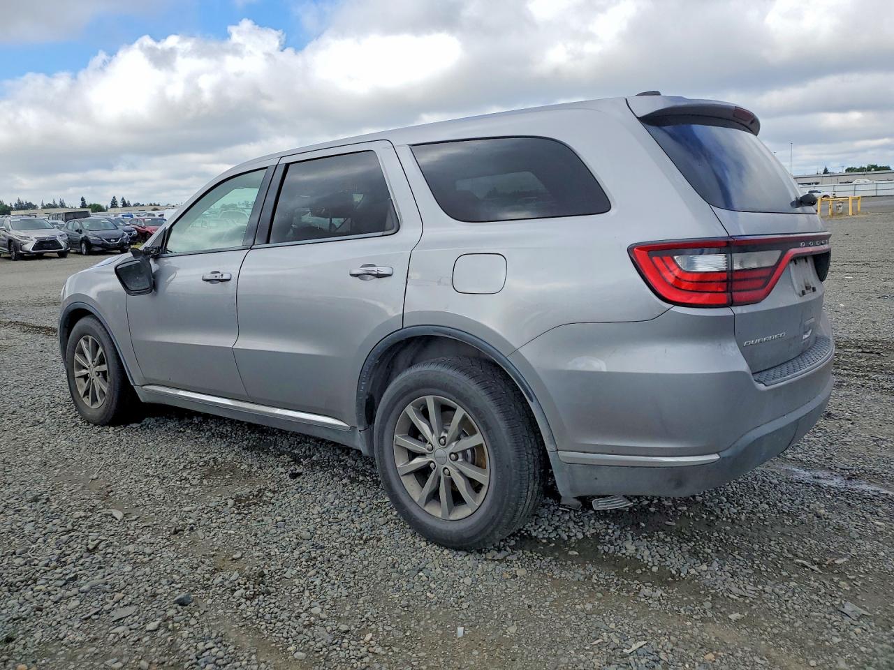 2016 DODGE DURANGO SXT photo 2