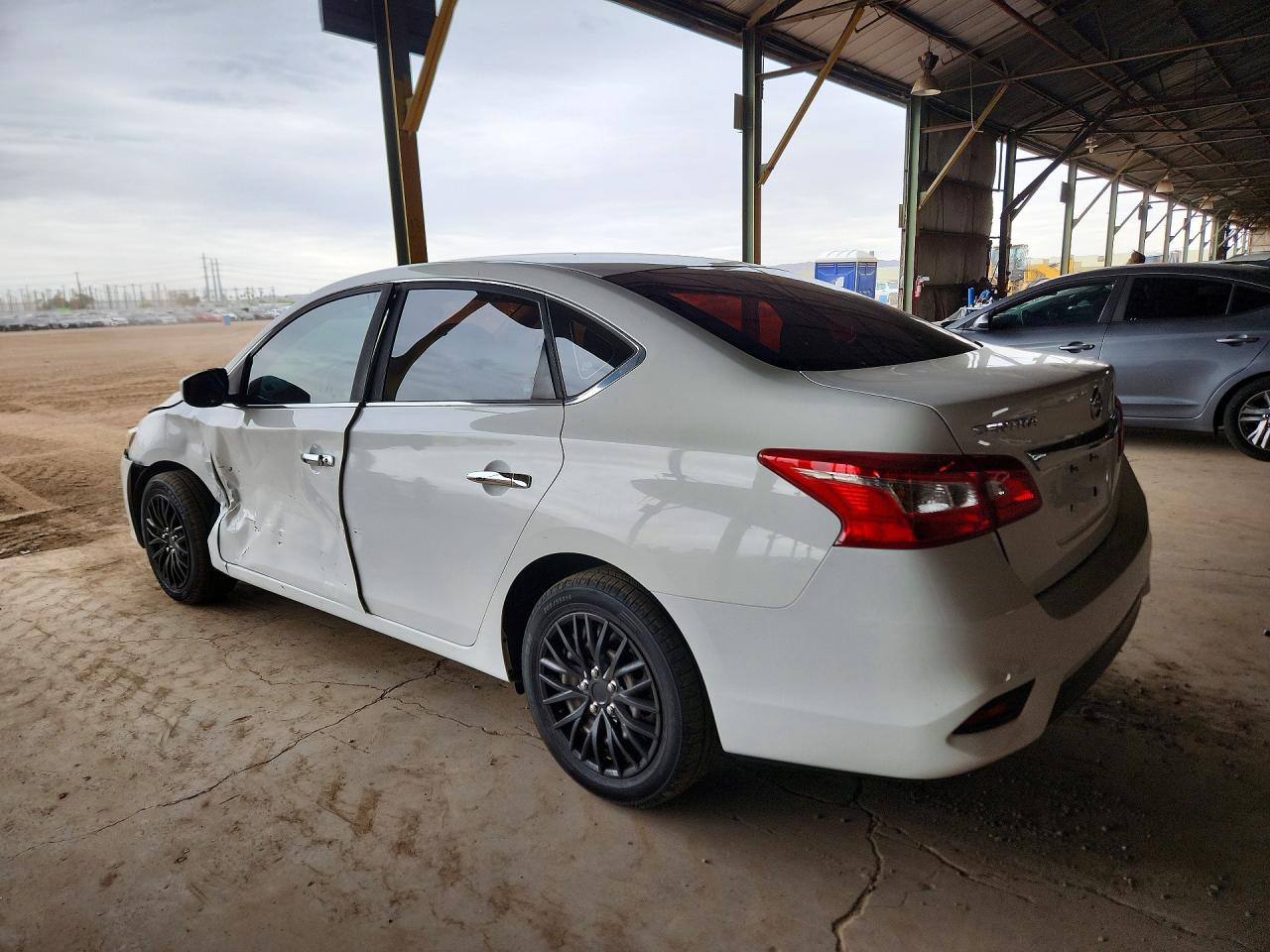 2018 NISSAN SENTRA S photo 3