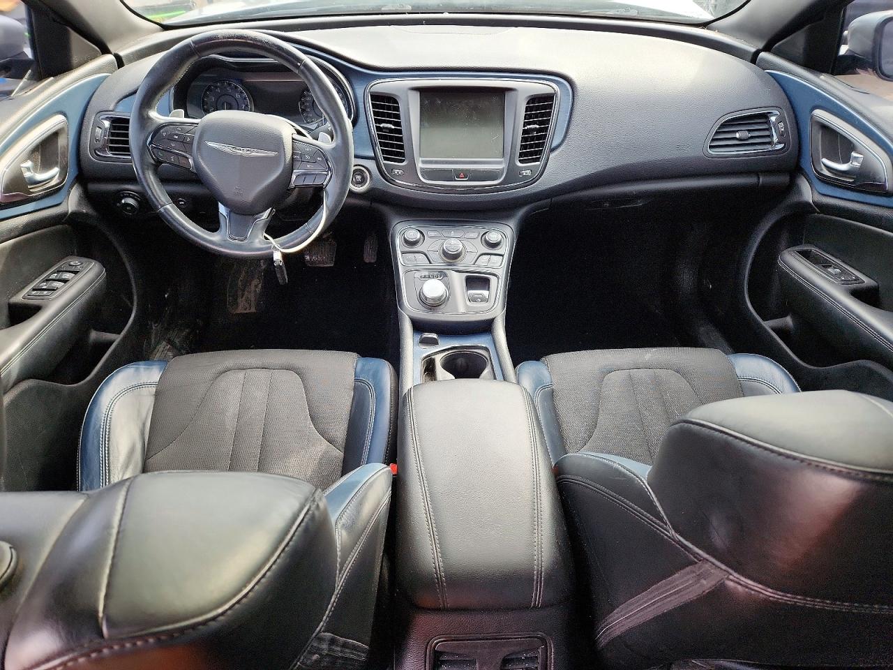 2015 CHRYSLER 200 photo 22