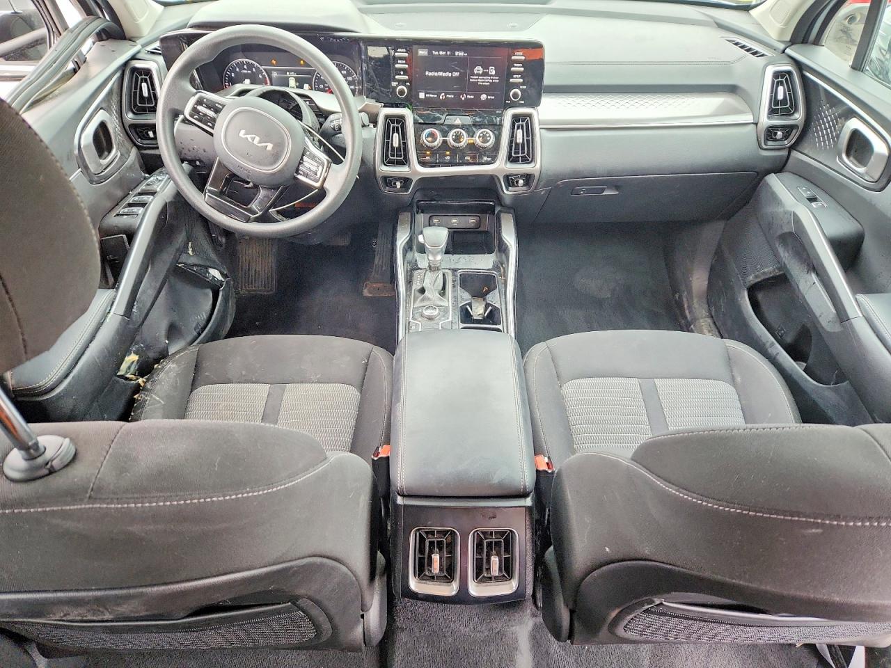 2022 KIA SORENTO LX photo 22