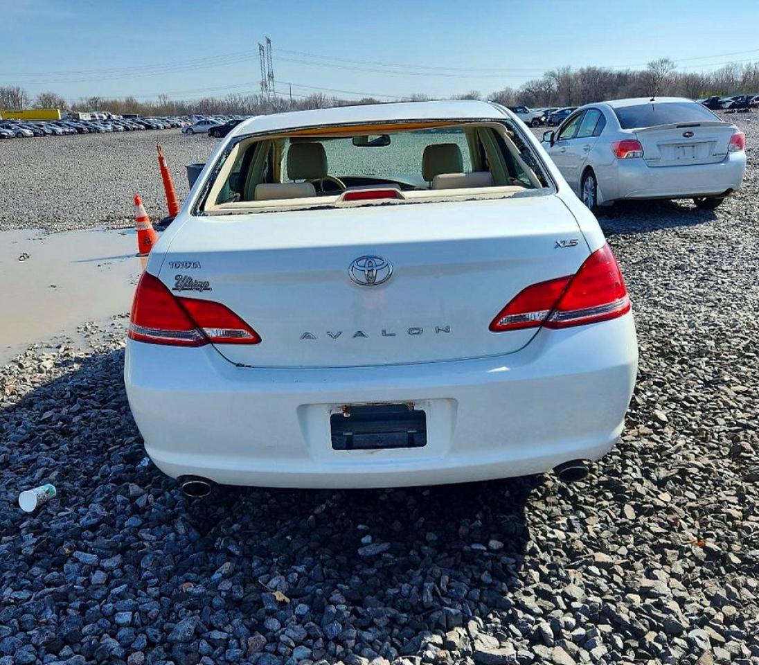 2006 TOYOTA AVALON XLS photo 11