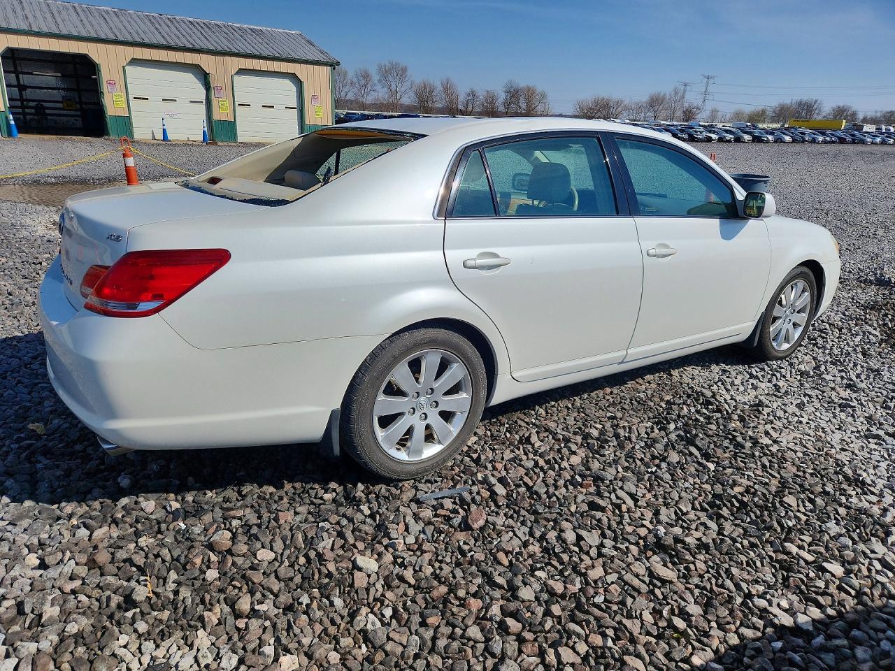 2006 TOYOTA AVALON XLS photo 5