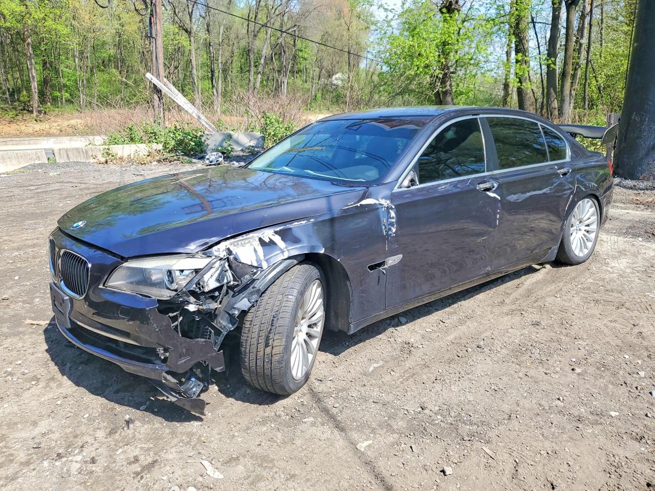 2012 BMW 750