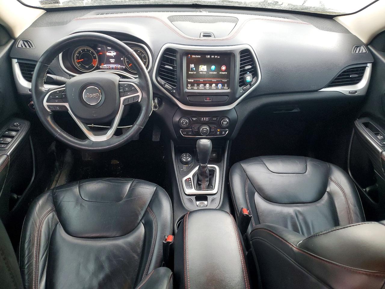 2015 JEEP CHEROKEE TRAILHAWK photo 15
