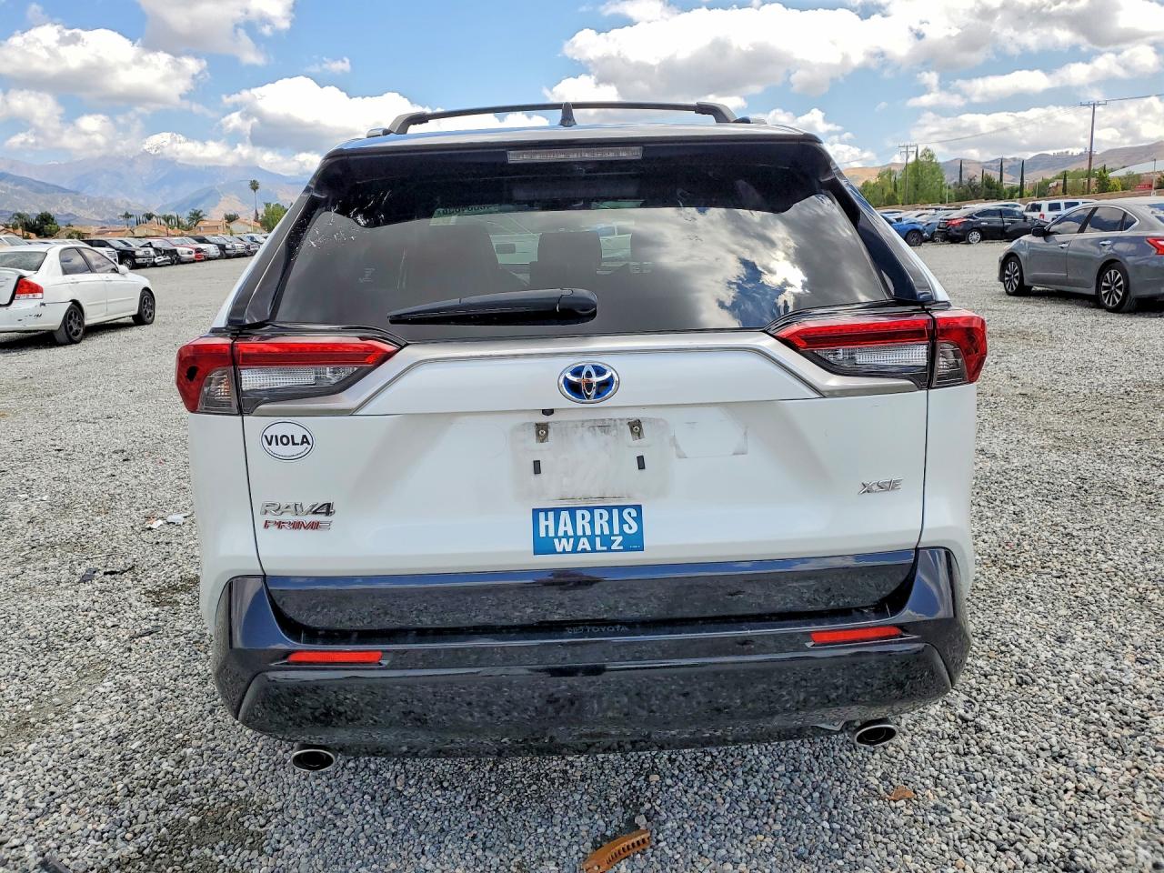 2023 TOYOTA RAV4 PRIME XSE photo 11