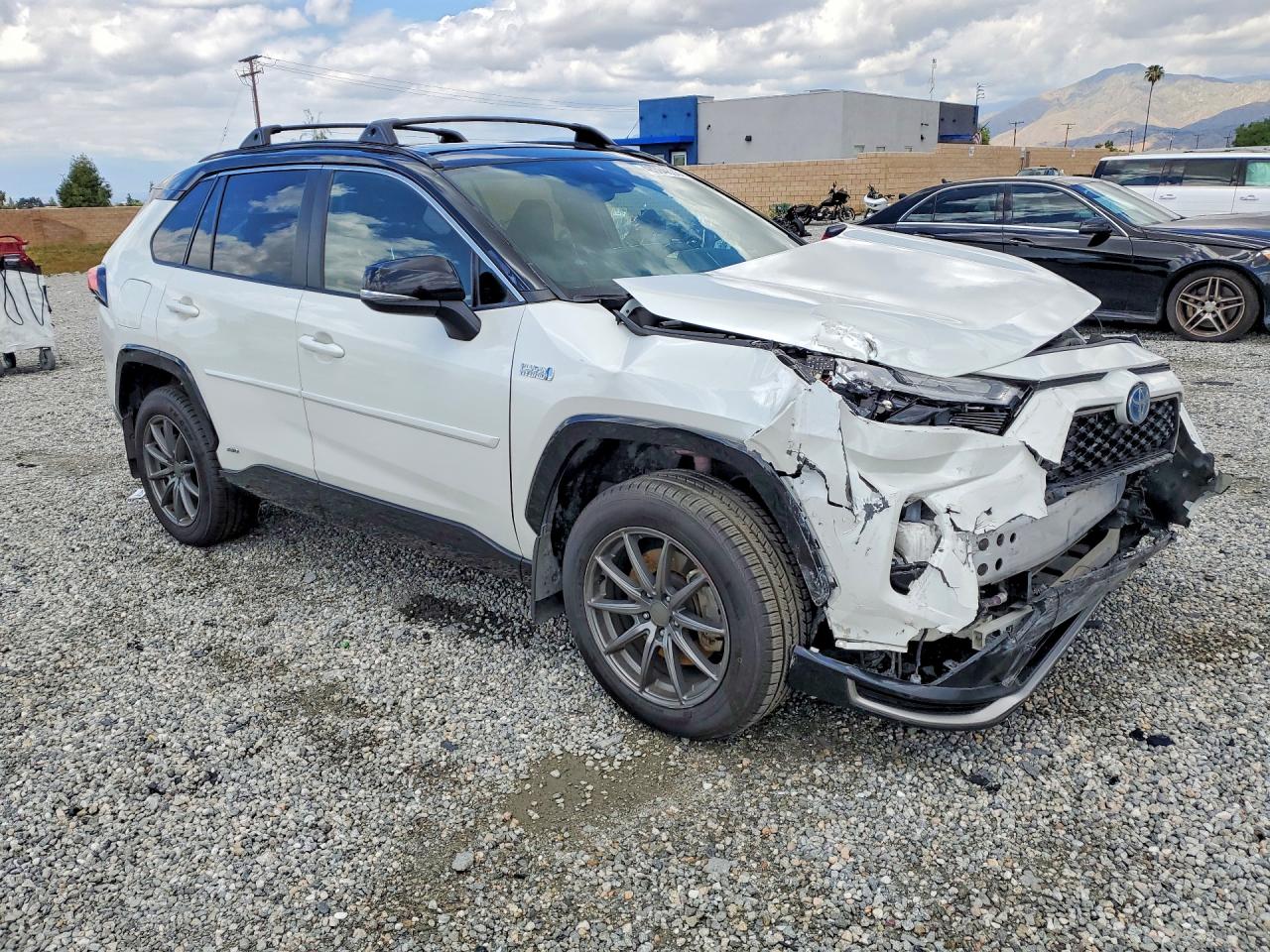 2023 TOYOTA RAV4 PRIME XSE photo 7