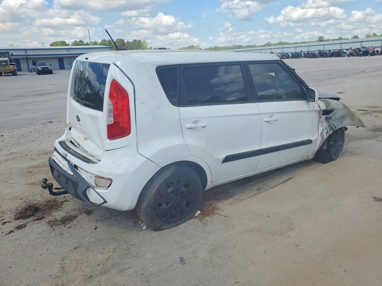 2013 KIA SOUL BASE photo 5