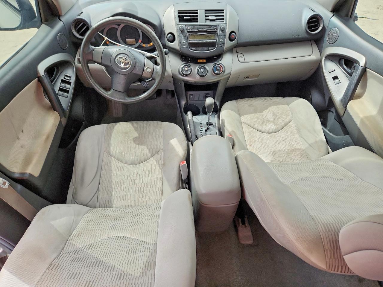 2010 TOYOTA RAV4 BASE photo 8