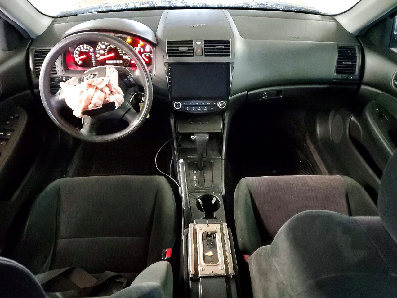 2005 HONDA ACCORD LX photo 15