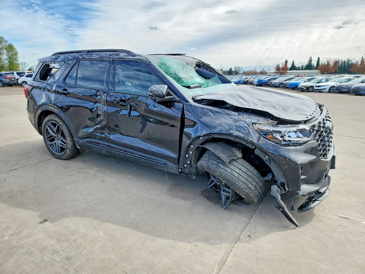 2025 FORD EXPLORER ST-LINE photo 7