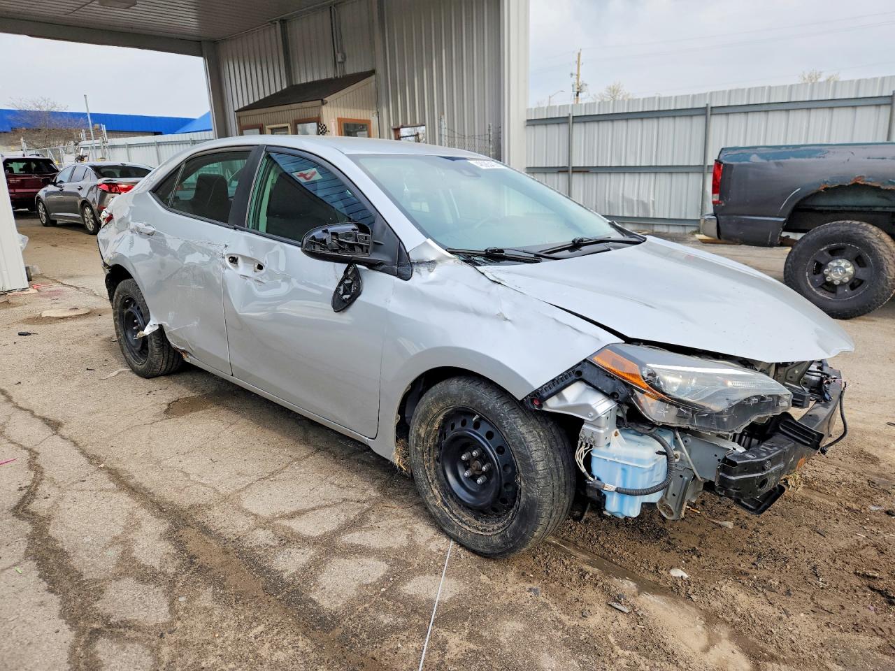 2018 TOYOTA COROLLA LE photo 7