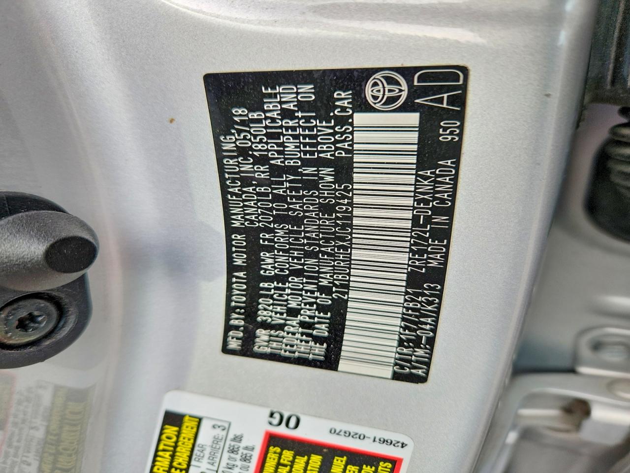 2018 TOYOTA COROLLA LE photo 23
