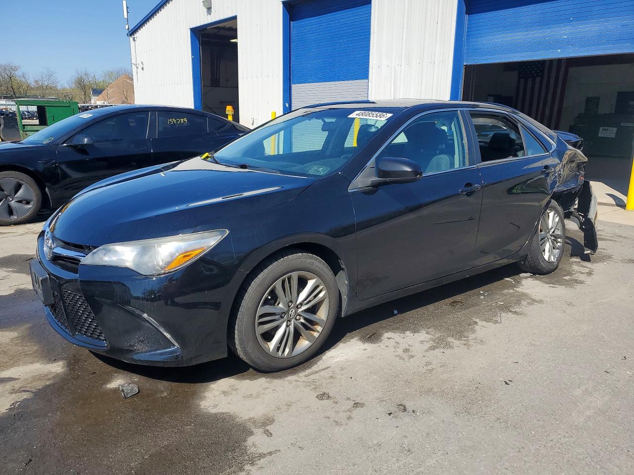 2017 TOYOTA CAMRY