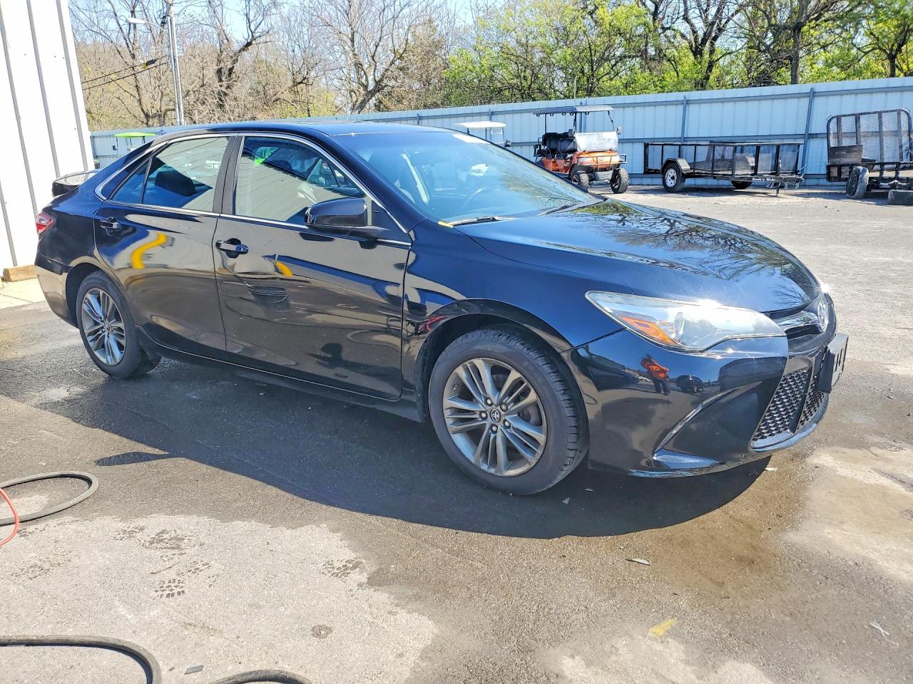 2017 TOYOTA CAMRY SE photo 7