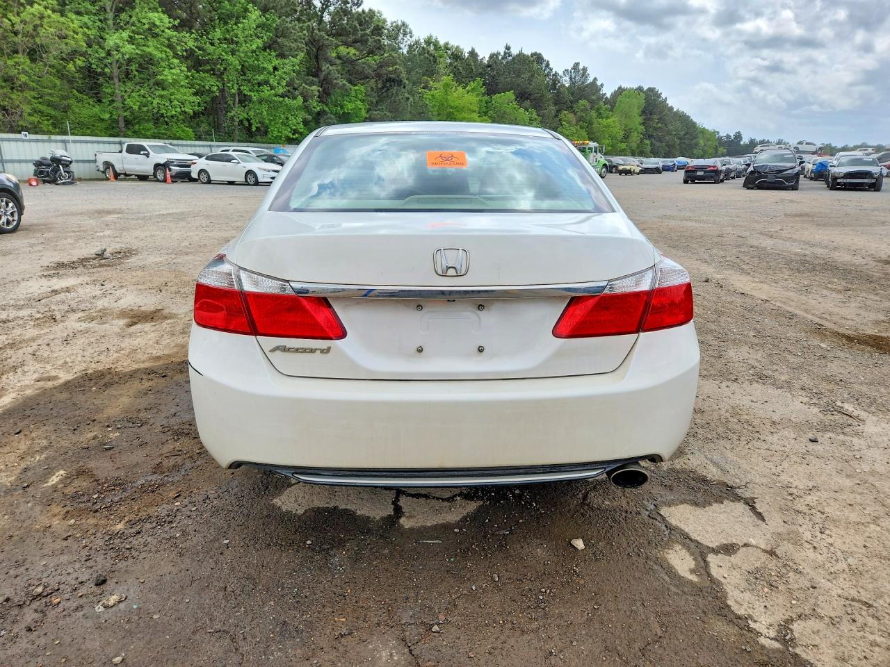 2014 HONDA ACCORD LX photo 11