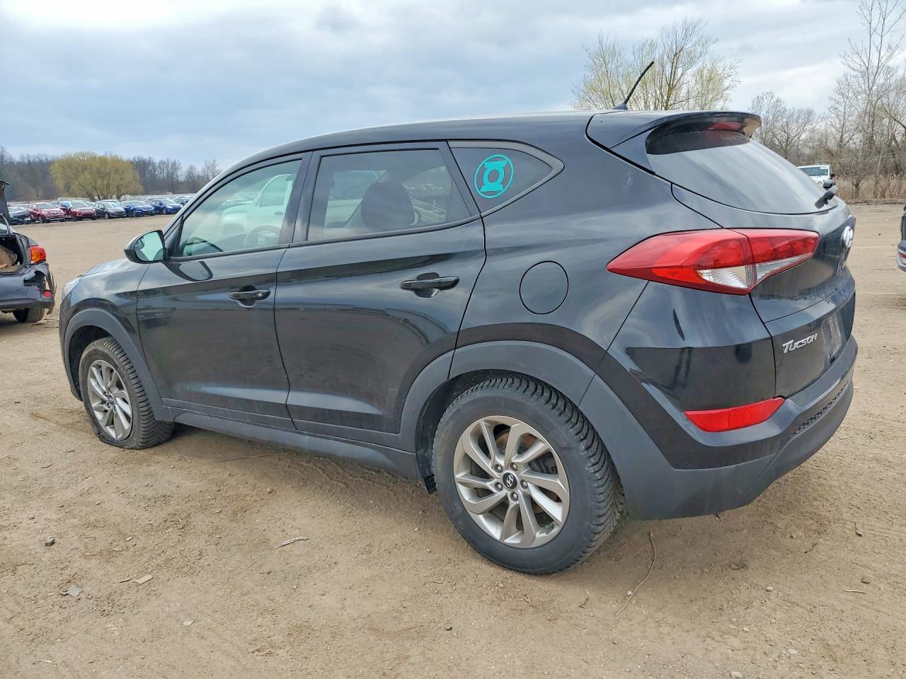 2018 HYUNDAI TUCSON SE photo 4