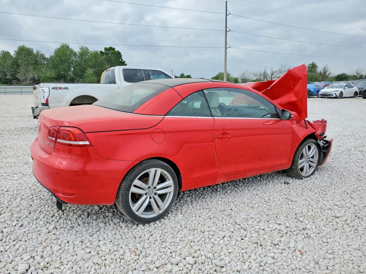 2015 VOLKSWAGEN EOS LUX photo 5