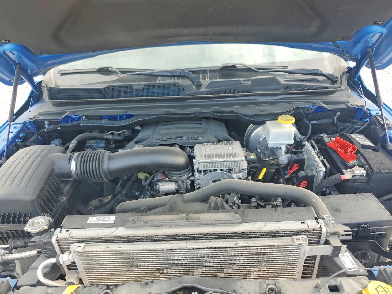 2021 RAM 1500 LARAMIE photo 21