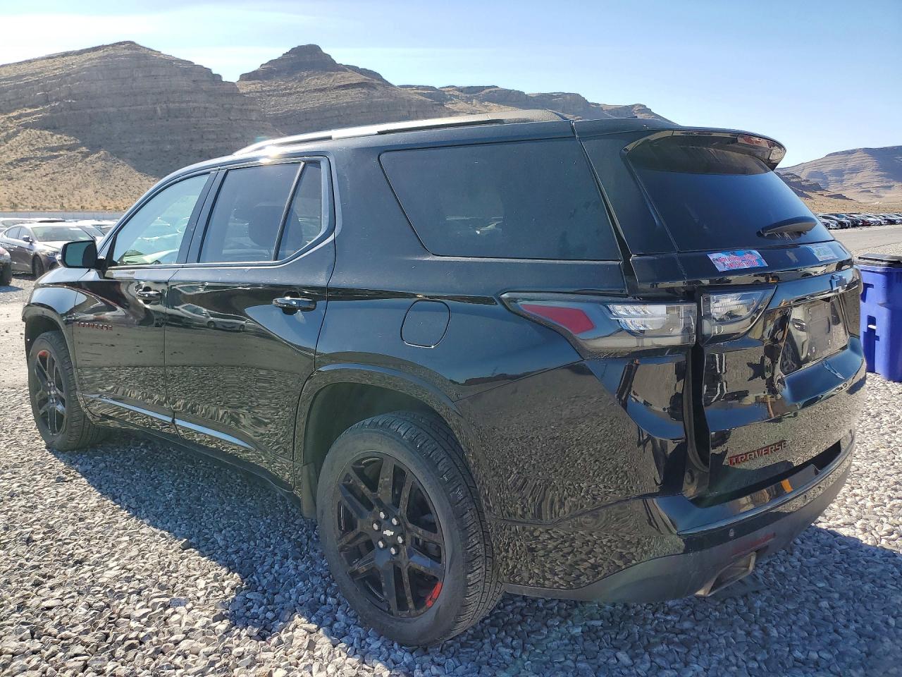 2019 CHEVROLET TRAVERSE PREMIER photo 3
