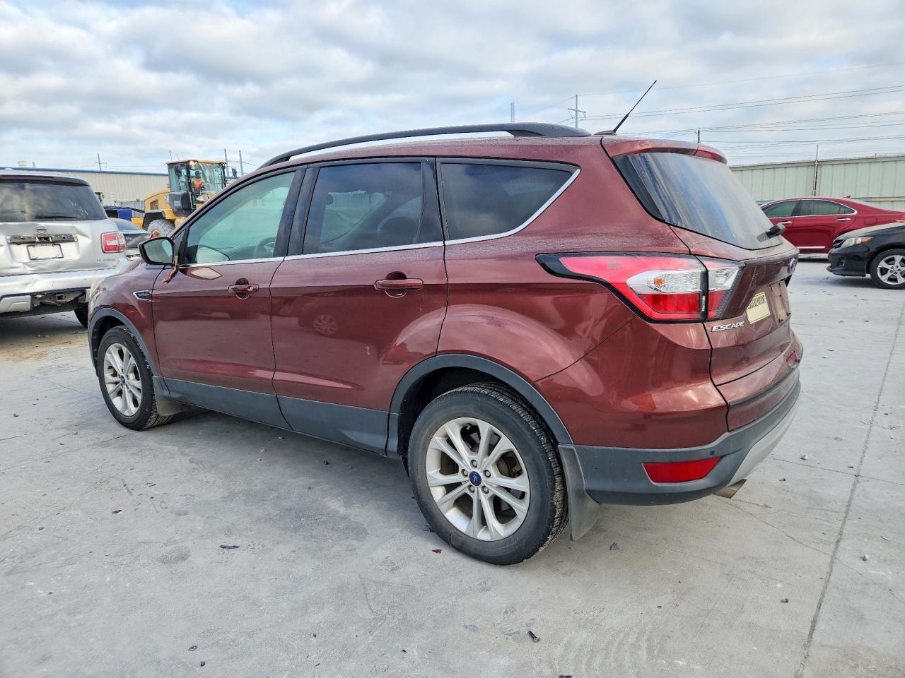 2018 FORD ESCAPE SE photo 4