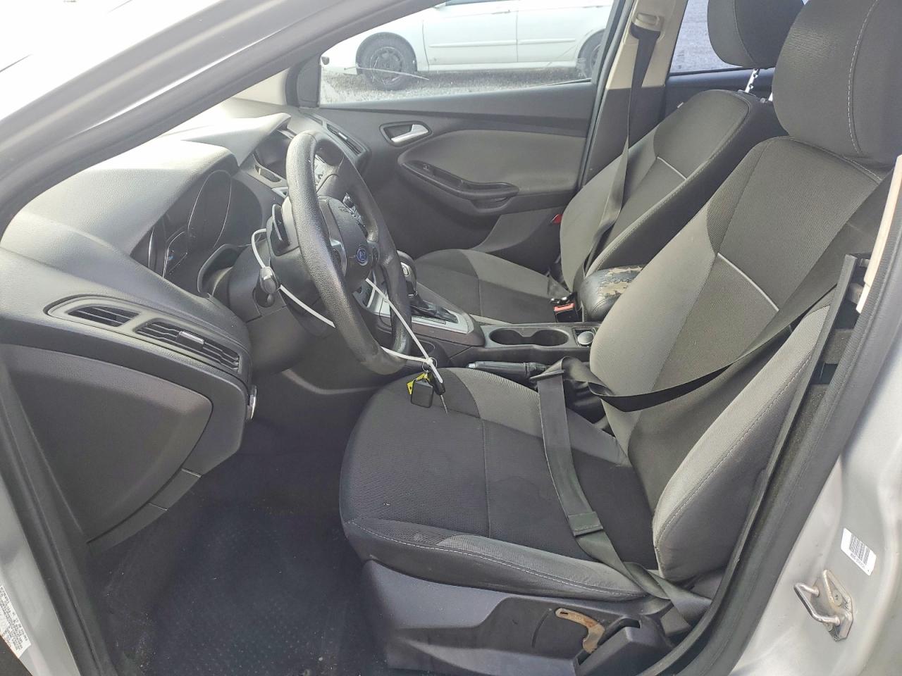 2013 FORD FOCUS SE photo 19