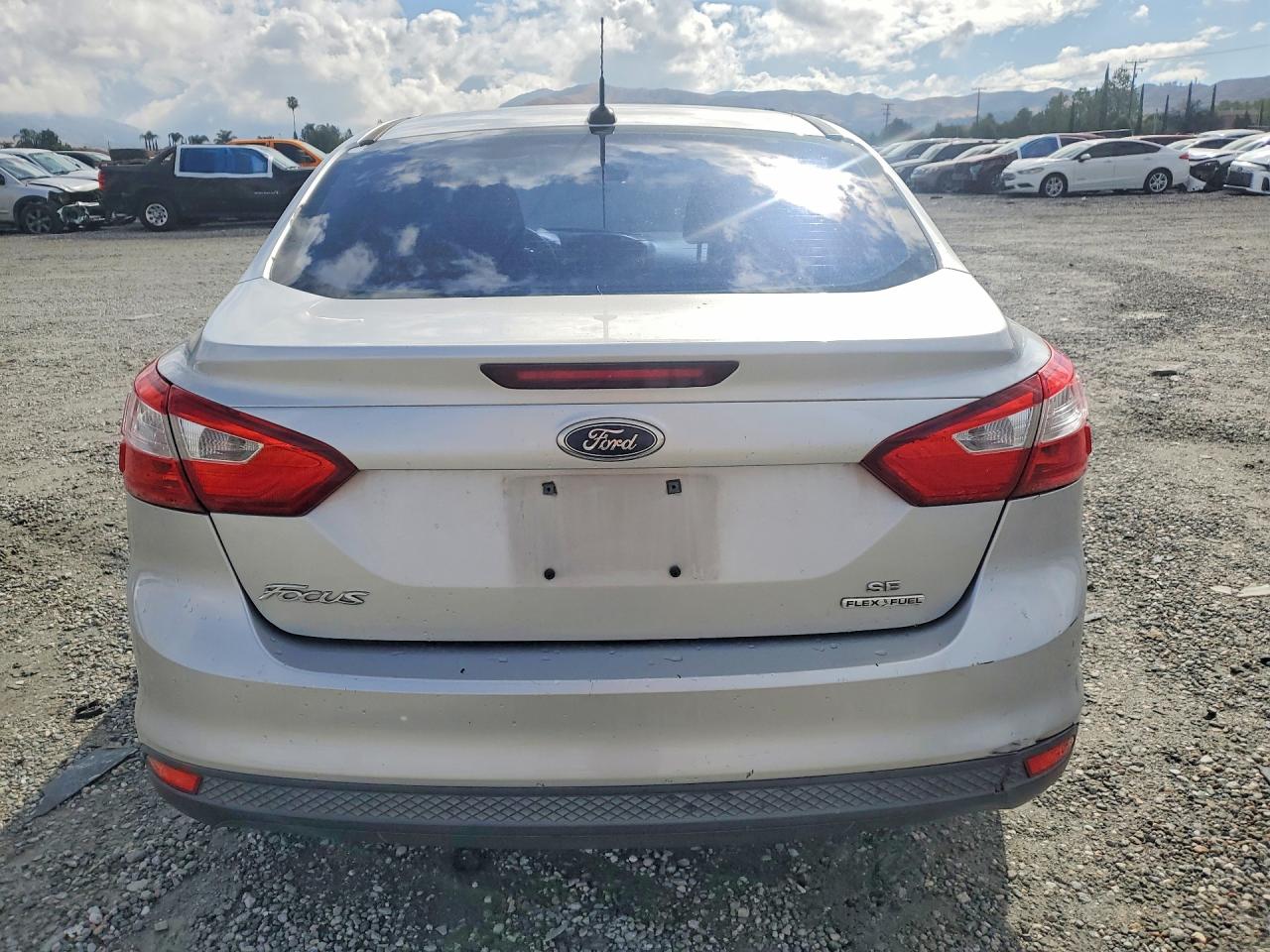 2013 FORD FOCUS SE photo 16