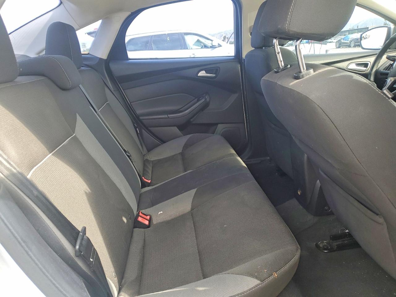 2013 FORD FOCUS SE photo 28