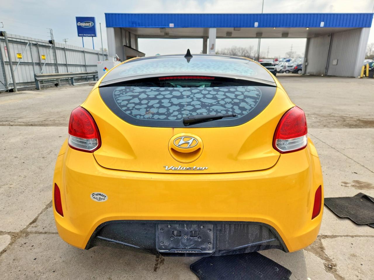 2013 HYUNDAI VELOSTER BASE photo 11