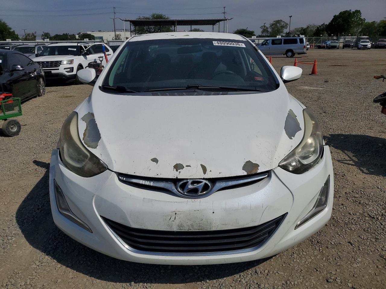 2016 HYUNDAI ELANTRA SE photo 9