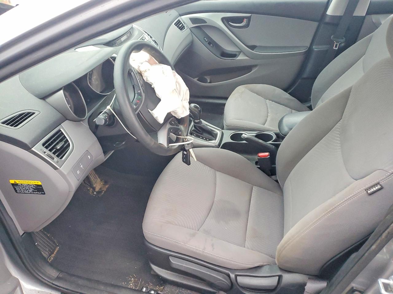 2015 HYUNDAI ELANTRA SE photo 13