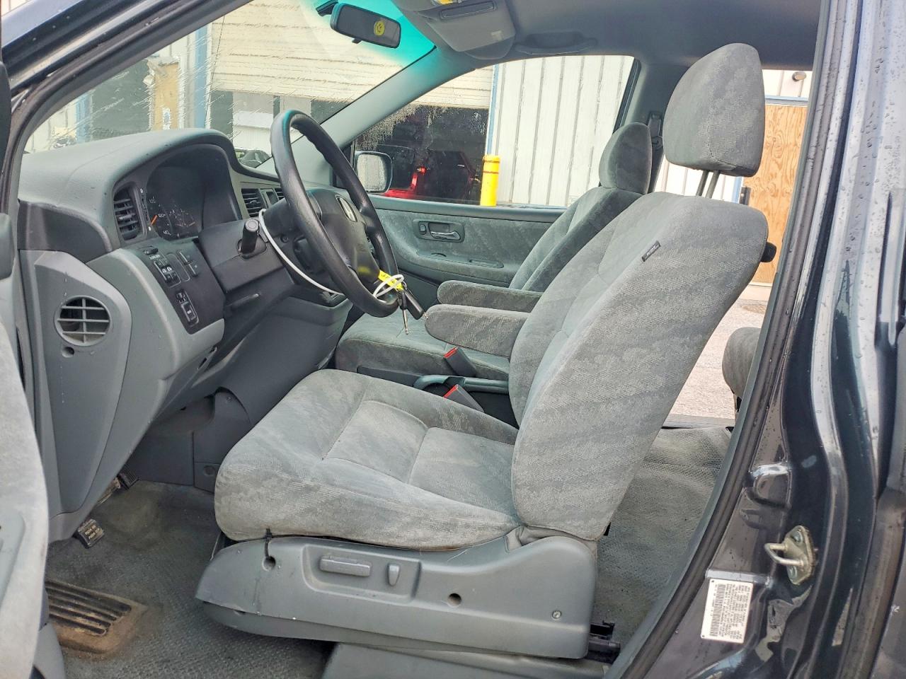 2004 HONDA ODYSSEY EX photo 13
