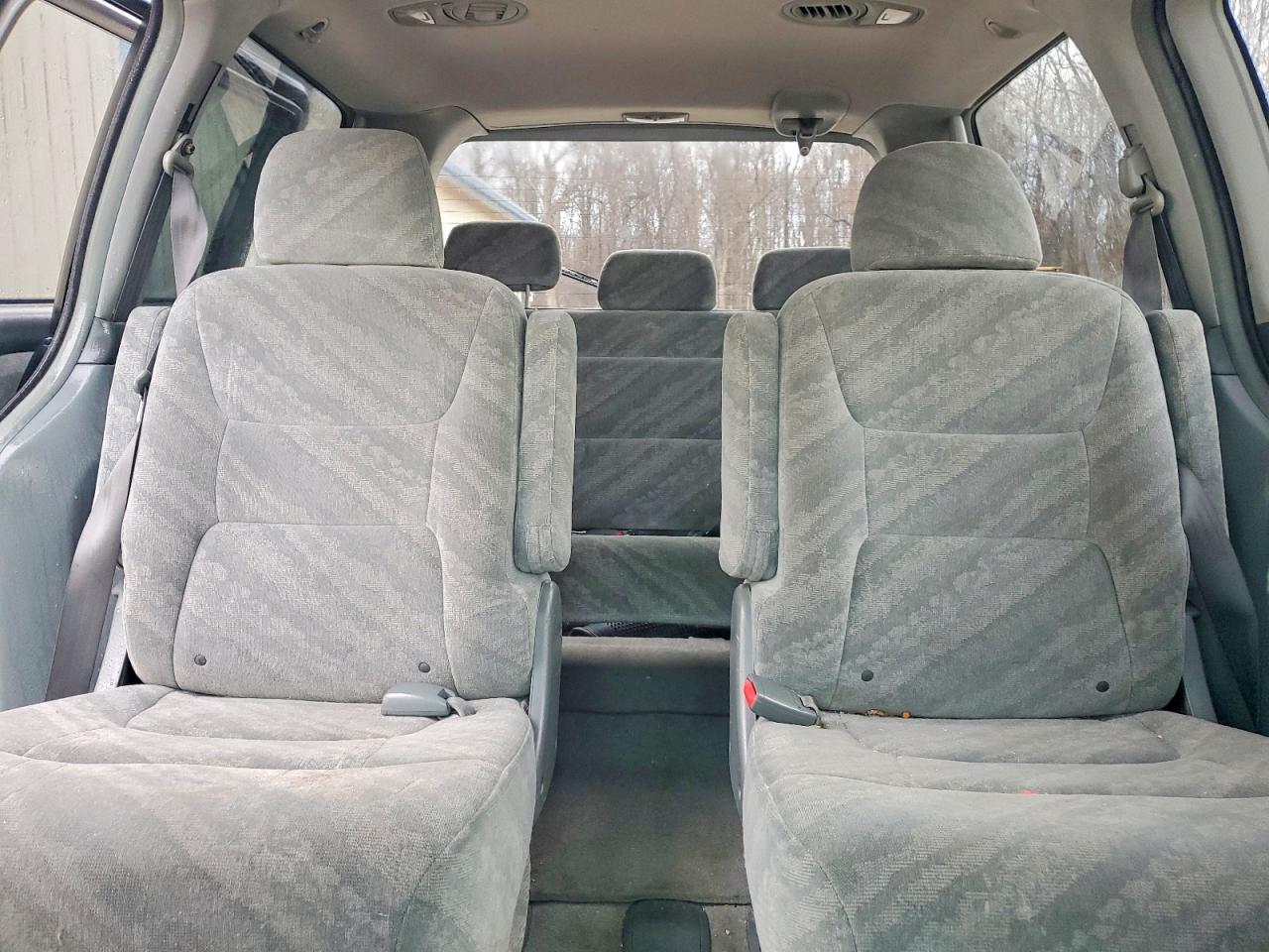 2004 HONDA ODYSSEY EX photo 19