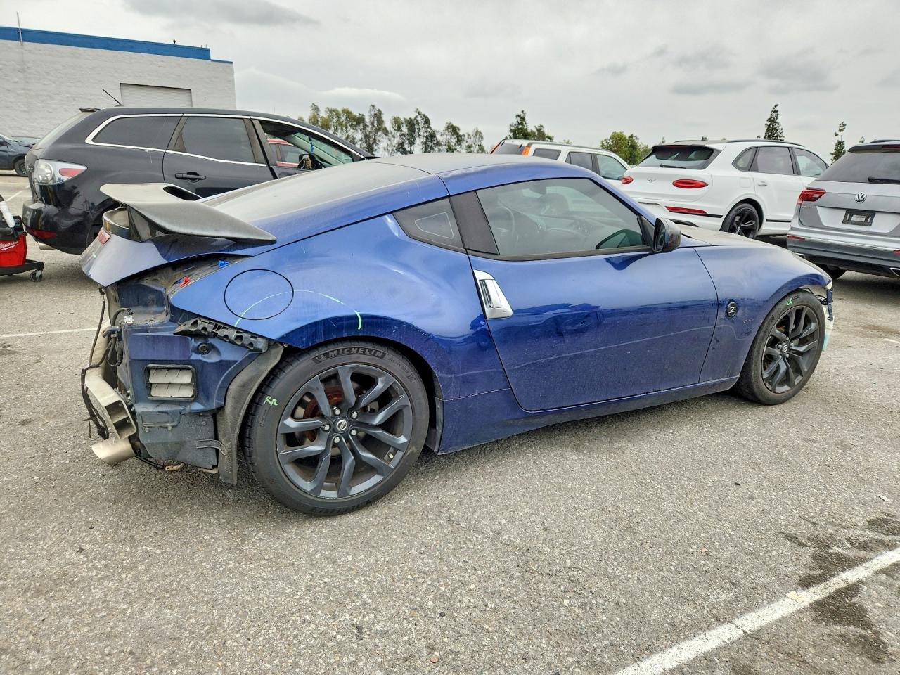 2017 NISSAN 370Z BASE photo 7