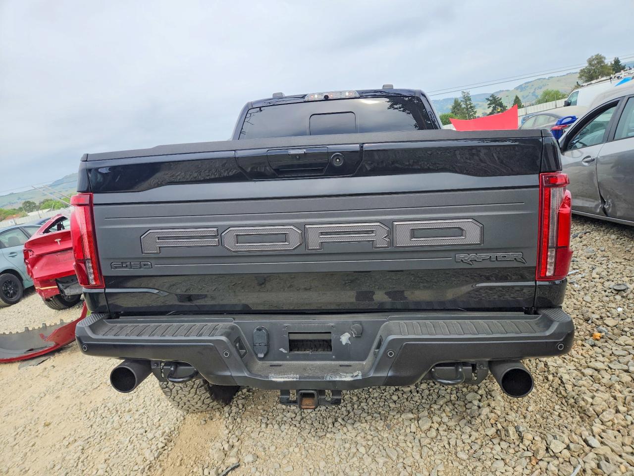 2025 FORD F150 RAPTOR photo 6