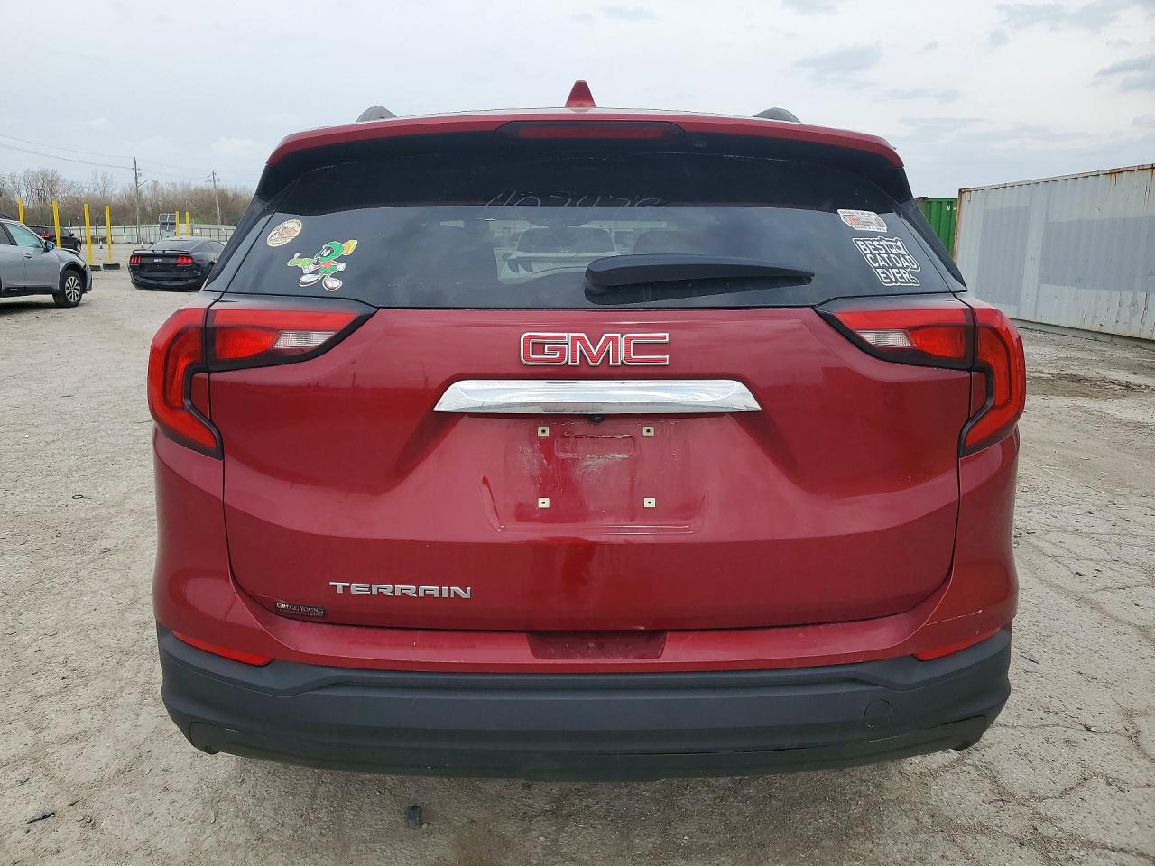 2018 GMC TERRAIN SLE photo 16
