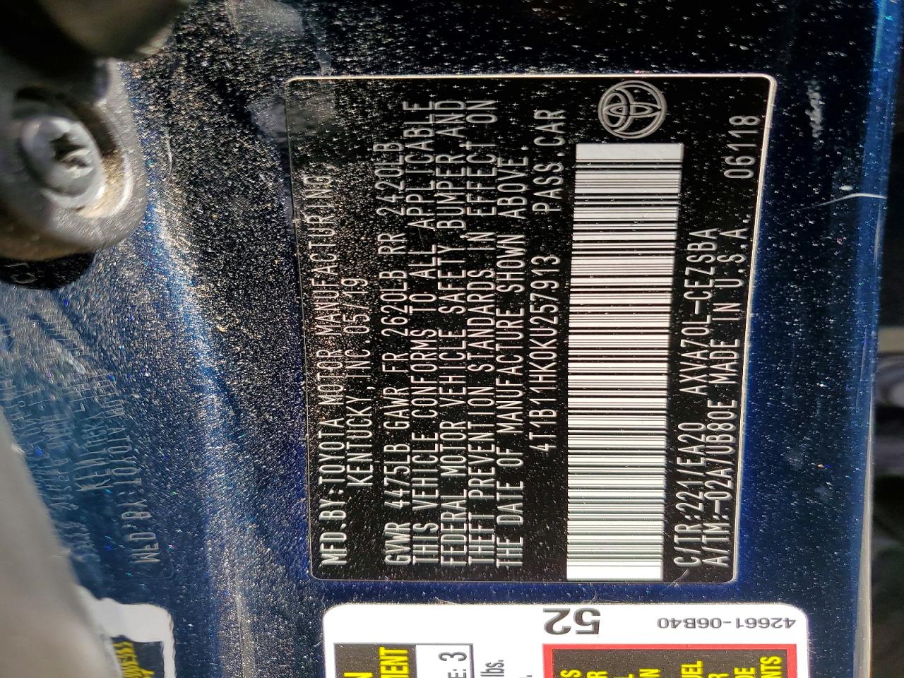 2019 TOYOTA CAMRY SE photo 23