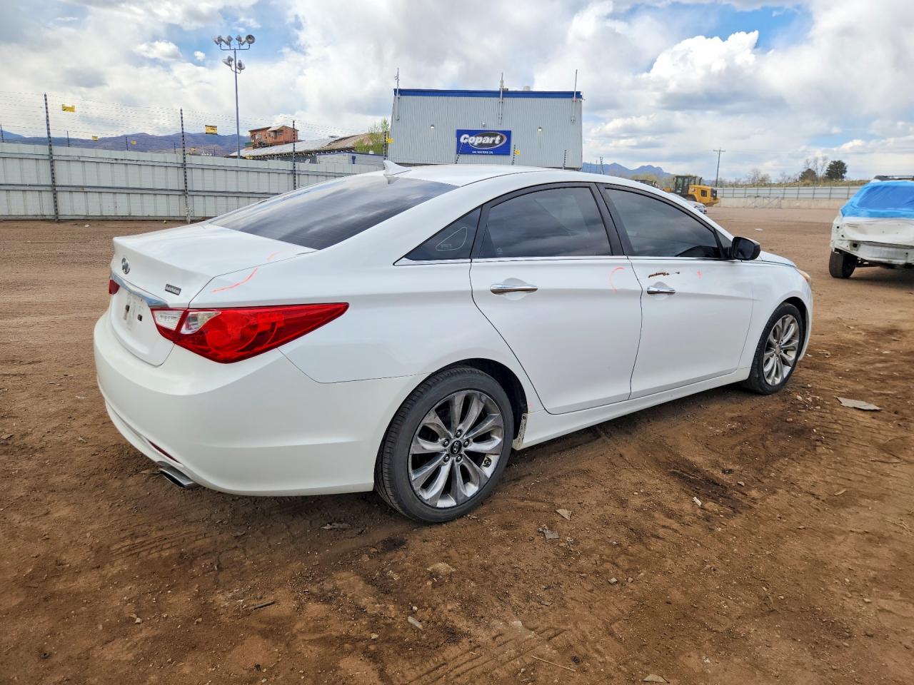 2011 HYUNDAI SONATA SE photo 7