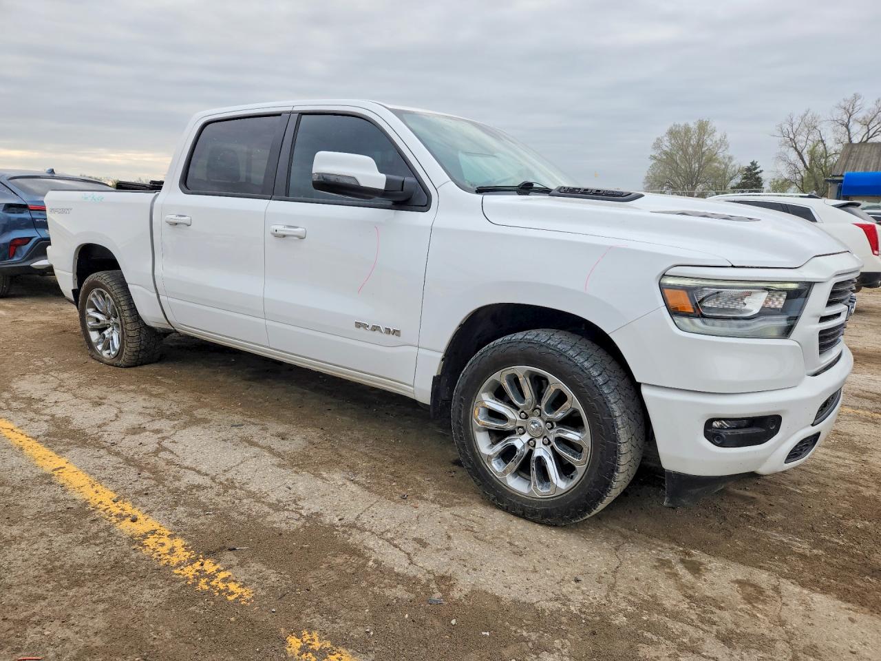 2023 RAM 1500 LARAMIE photo 7