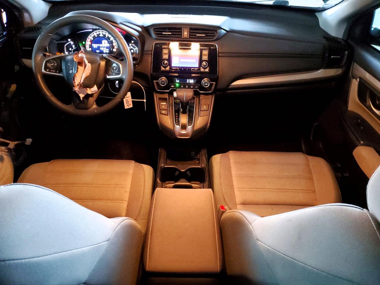 2017 HONDA CR-V LX photo 8